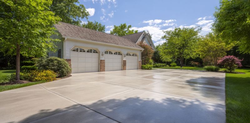 Residential Driveway with Decorative Finish